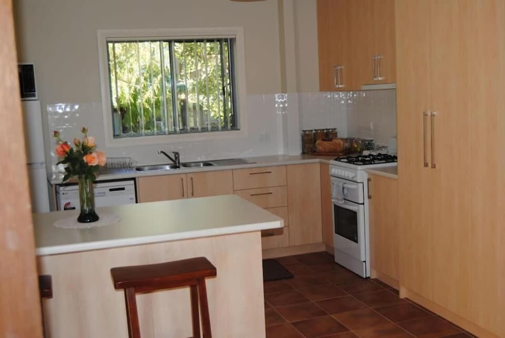 Clarendon Chalets 36/50