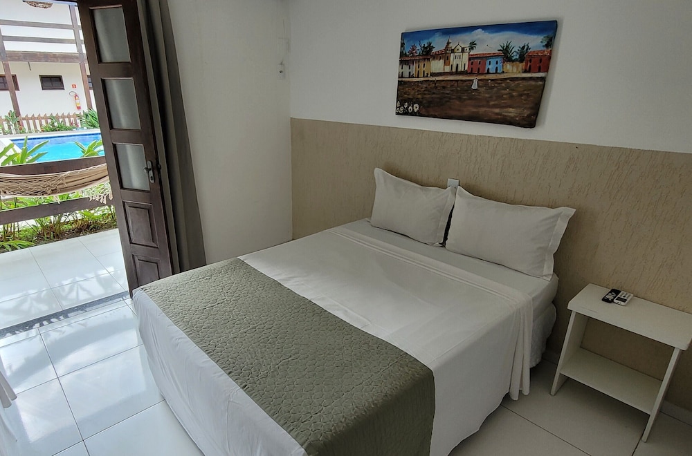 STANDARD, DOUBLE BED, POOL VIEW, BALCONY