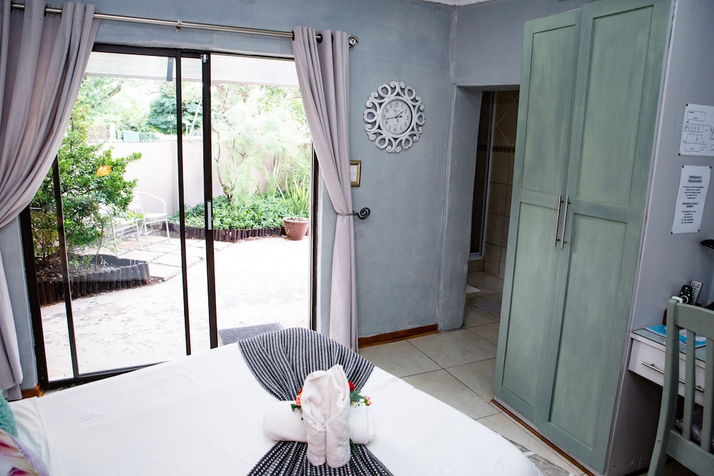 Woodpecker Guesthouse 14/42