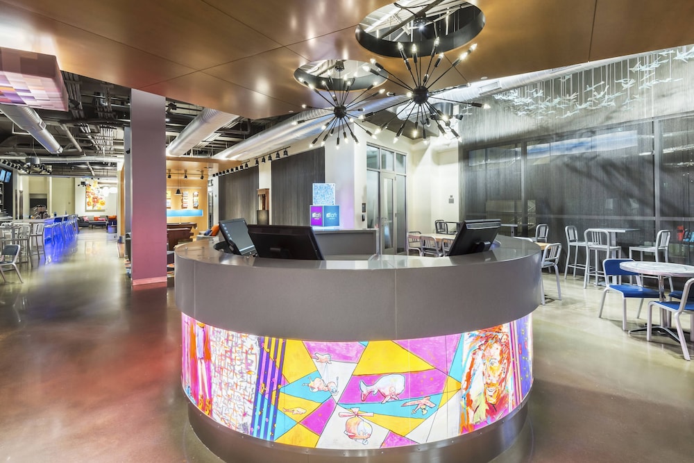Aloft Greenville Downtown 6/50