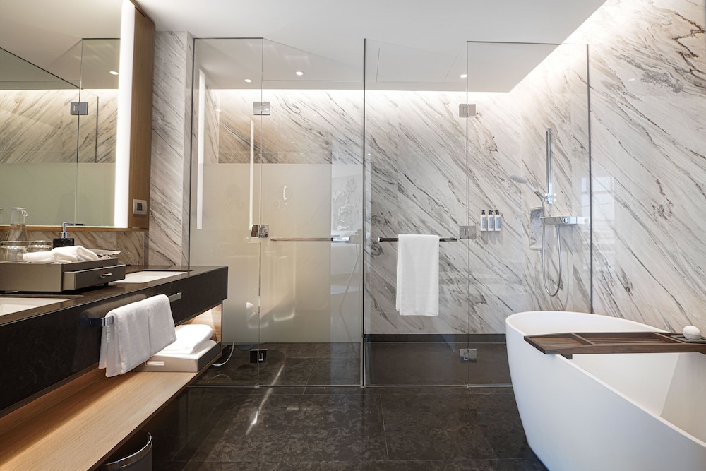 Chatrium Grand Bangkok 50/50