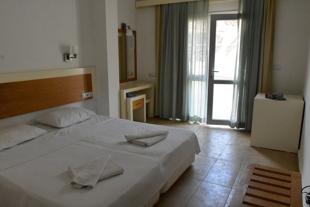 Diana Suite 16/47