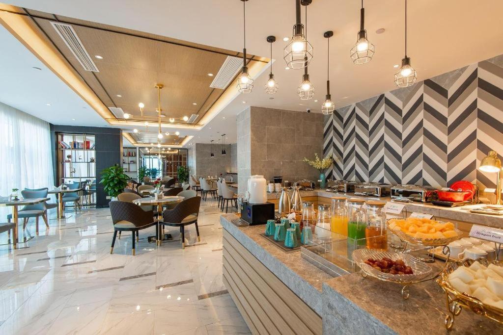Magnotel (Tongxiang Shimao Center) 37/49