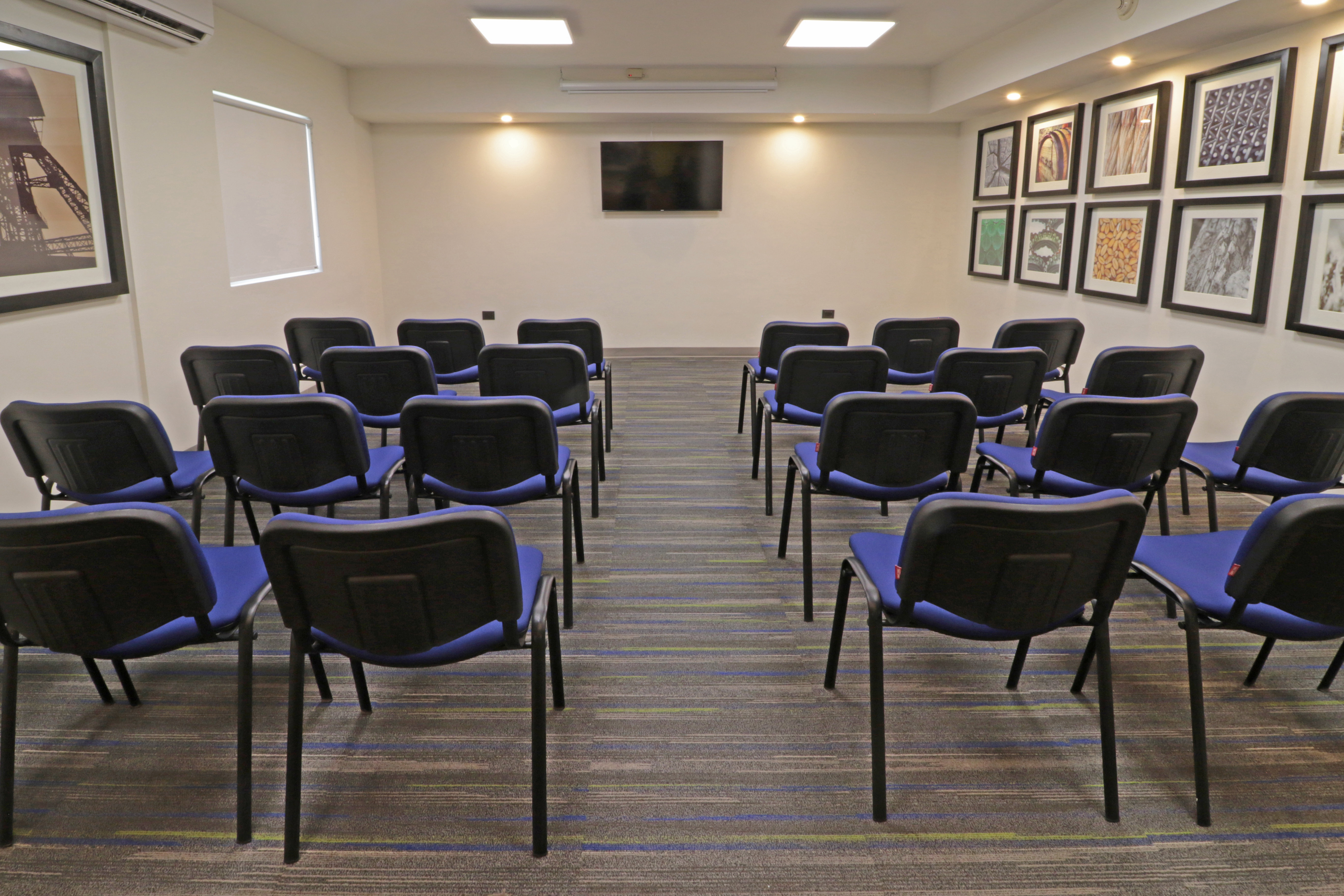 Holiday Inn Express Piedras Negras 60/72