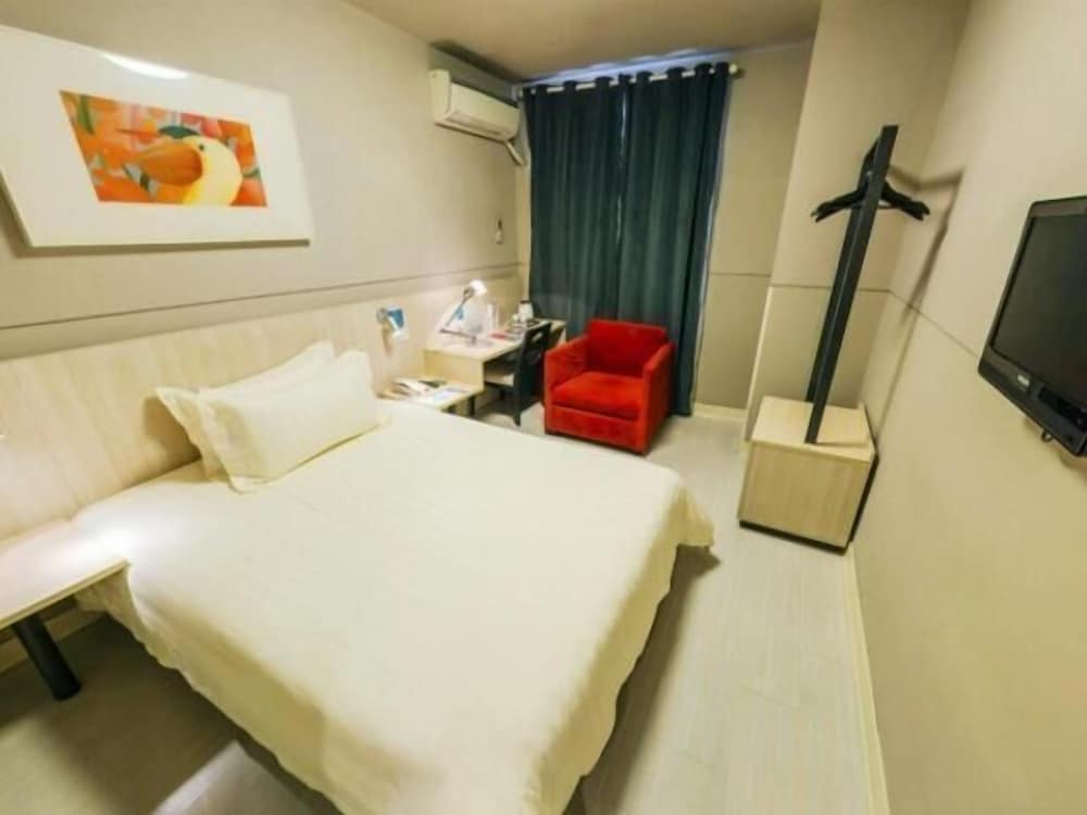 Jinjiang Inn Shanghai Fengxian Nanqiao Road 19/50