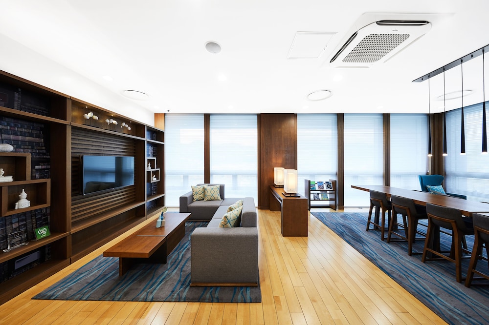 Felix by STX Hotel and Suite 25/46