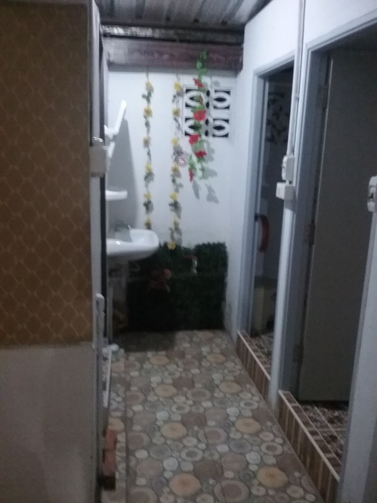 Danee Hostel 9/55
