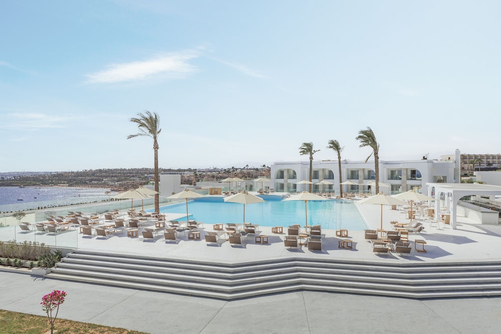 White Hills Resort 45/50