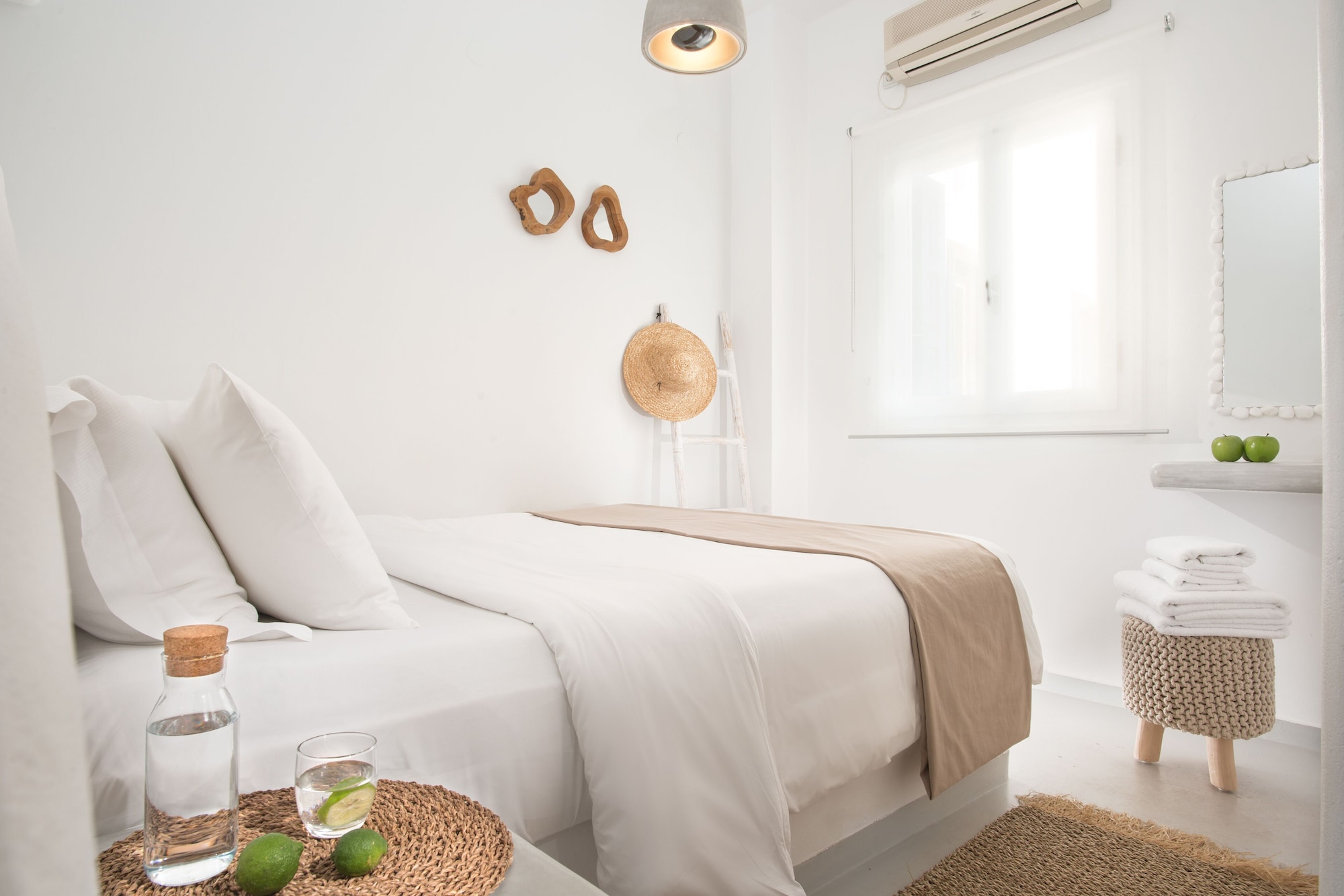 1 BEDROOM, APARTMENT