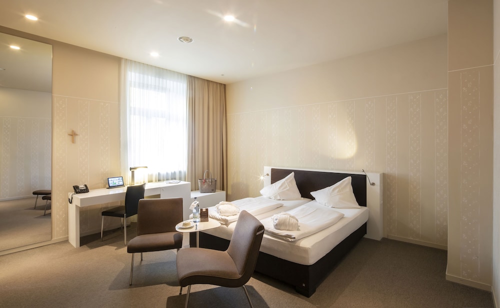 Parkhotel Jordanbad 13/53