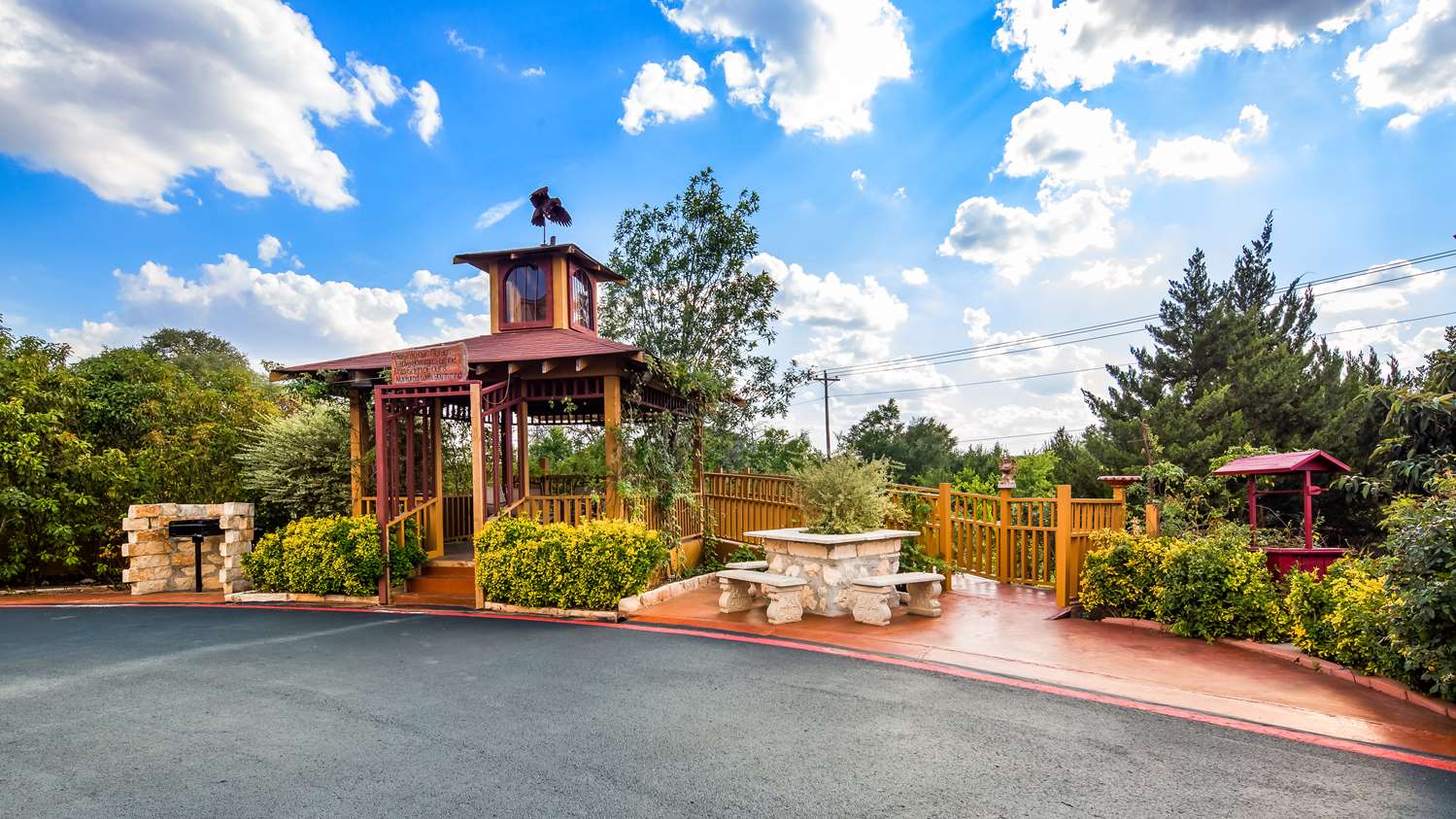 Blanco River Hotel Ex Blanco Luxury Inn Suites 56/59