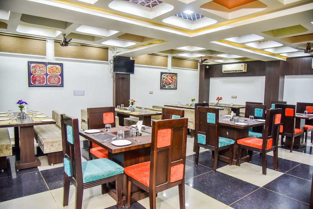 Hotel Tulsi 29/38