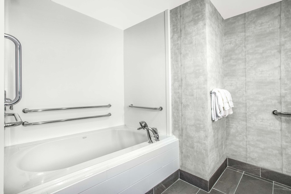 Hilton Garden Inn Palm Beach Gardens 10/55