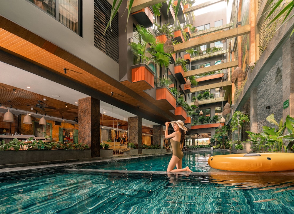 Chi House Danang 1/68