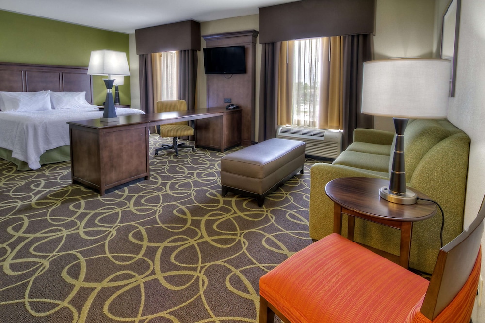 Hampton Inn And Suites Rochester/Henrietta 36/60