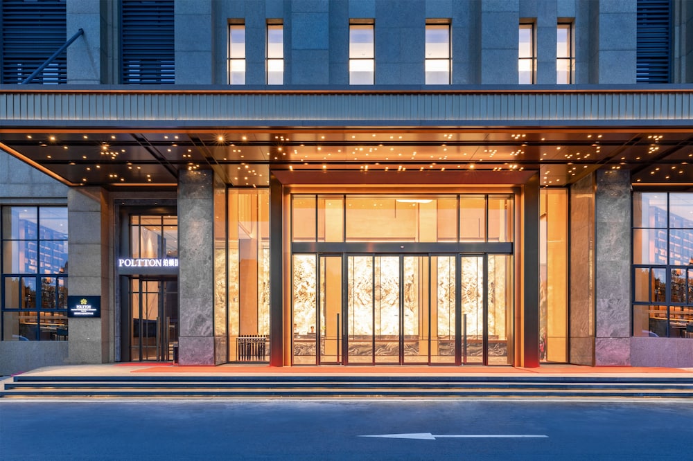 Poltton International Apartment (Guangzhou Panyu Government Affairs Center) 2/47
