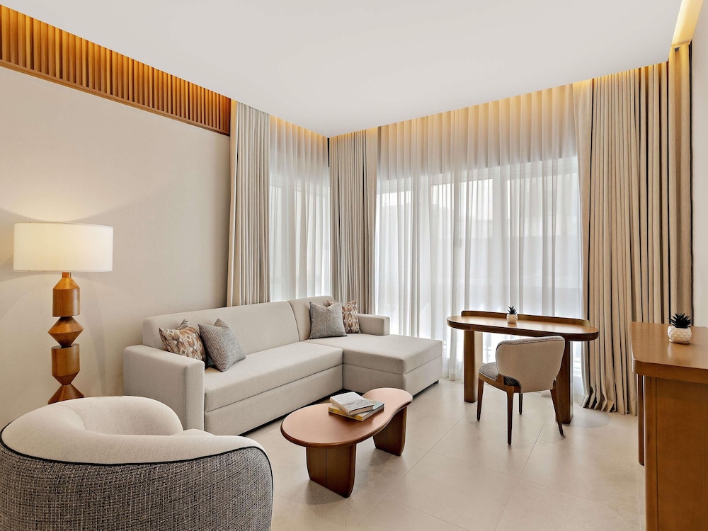 MERCURE ABU DHABI DOWNTOWN 39/58