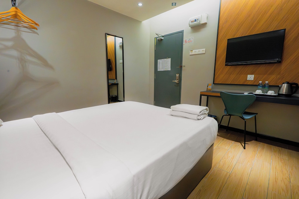 Hotel 99 Seri Kembangan Serdang 21/41