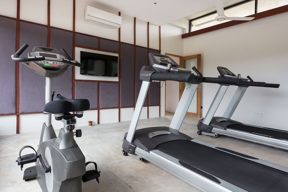 Hillocks Hotel Spa 36/60