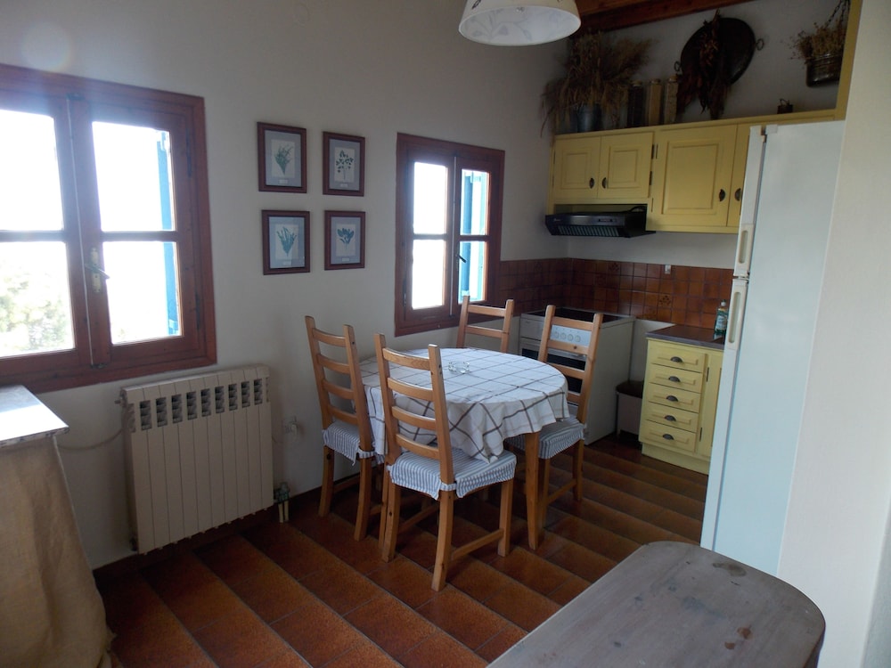 Rania Apartments Studios & Suites 27/50