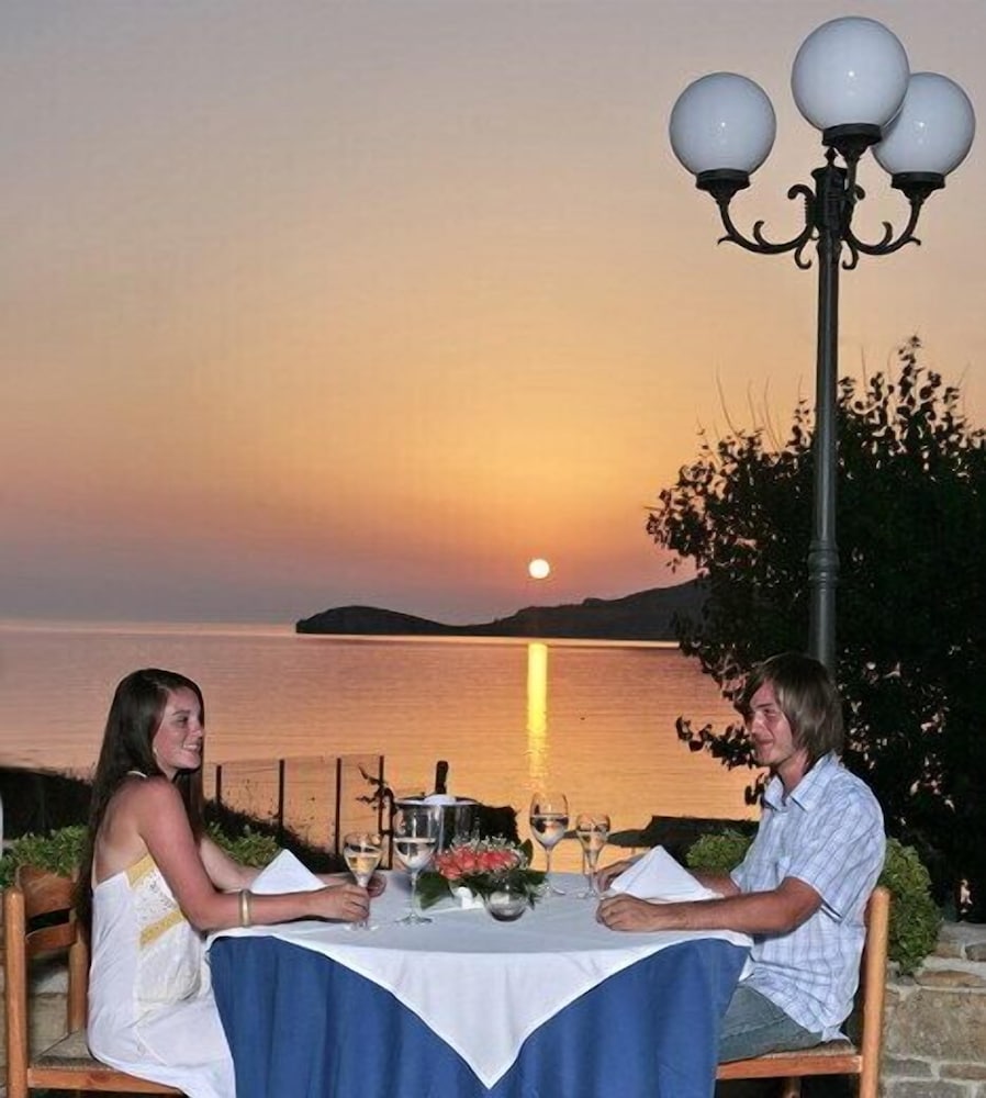 Lemnos Village Resort Hotel 69/71