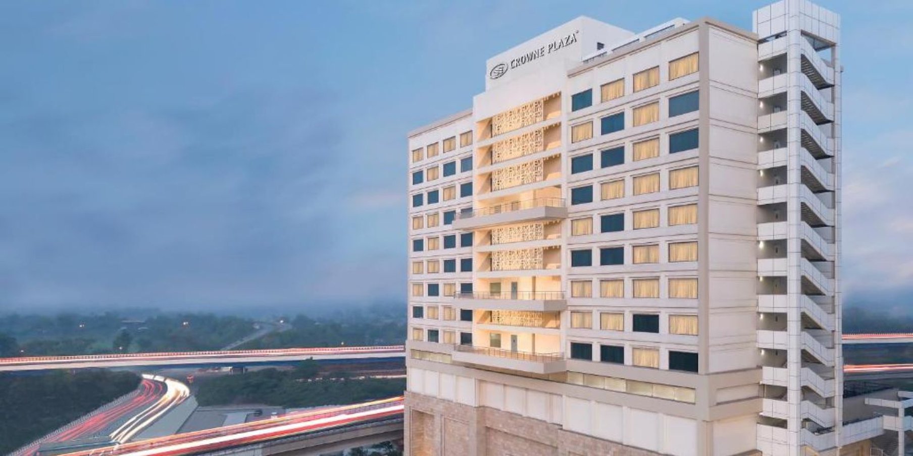 Crowne Plaza New Delhi Mayur Vihar Noida 6/64