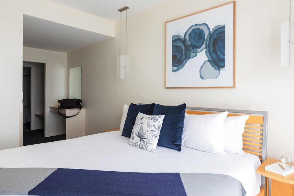 LUXURY, SUITE, MARINA VIEW