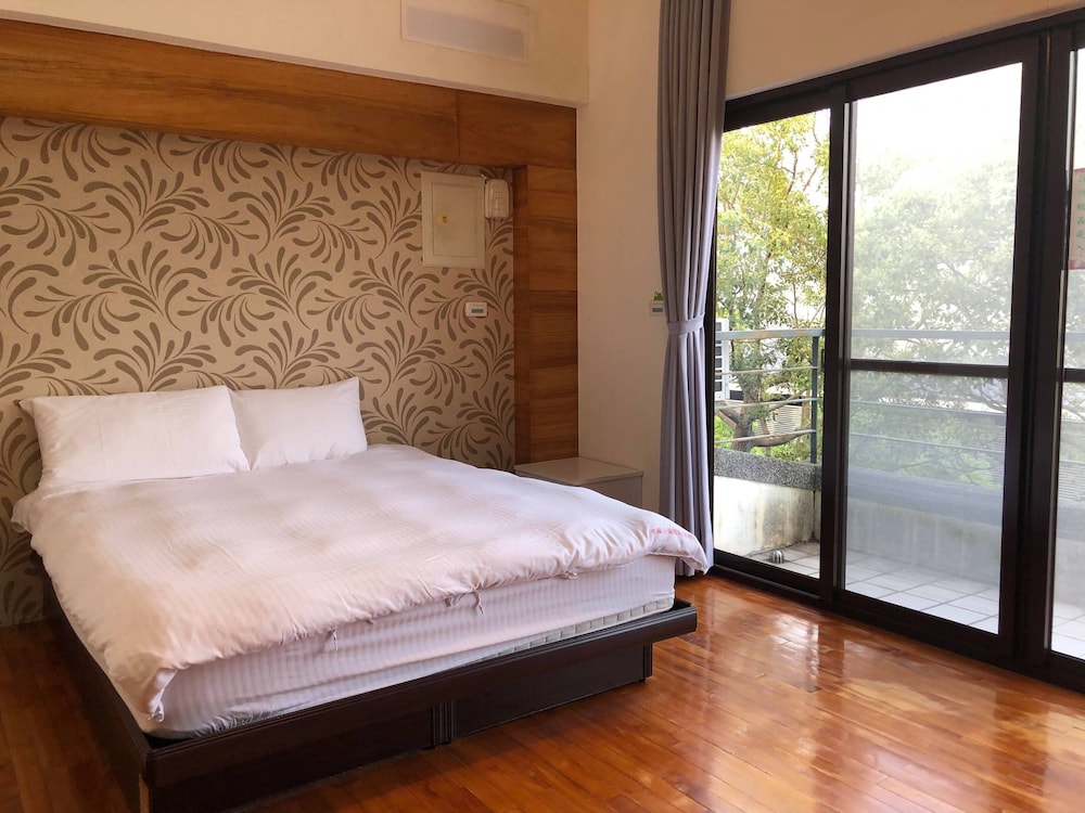 Sanyi Happiness B&B 27/70