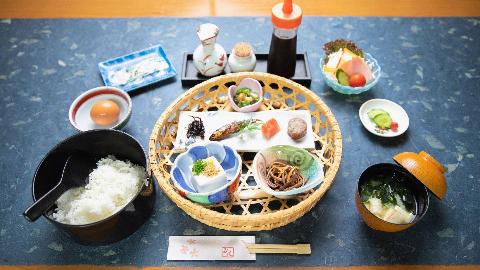 Shirataki Hotel 34/39