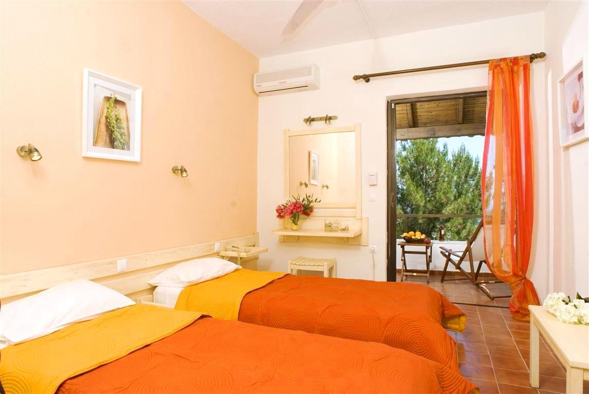 Room at Nautilus Barbati, Karniaris