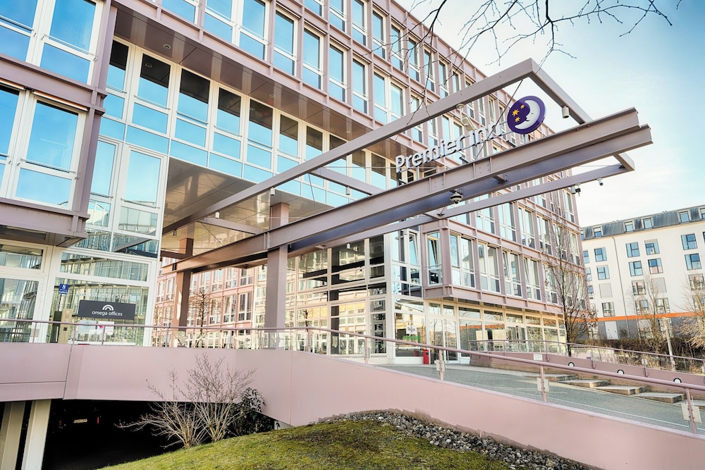 Azimut Hotel Munich 5/50