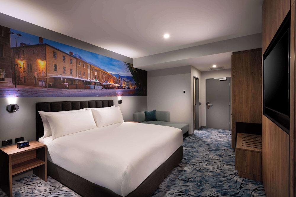 Deluxe, King Bed, Bay View