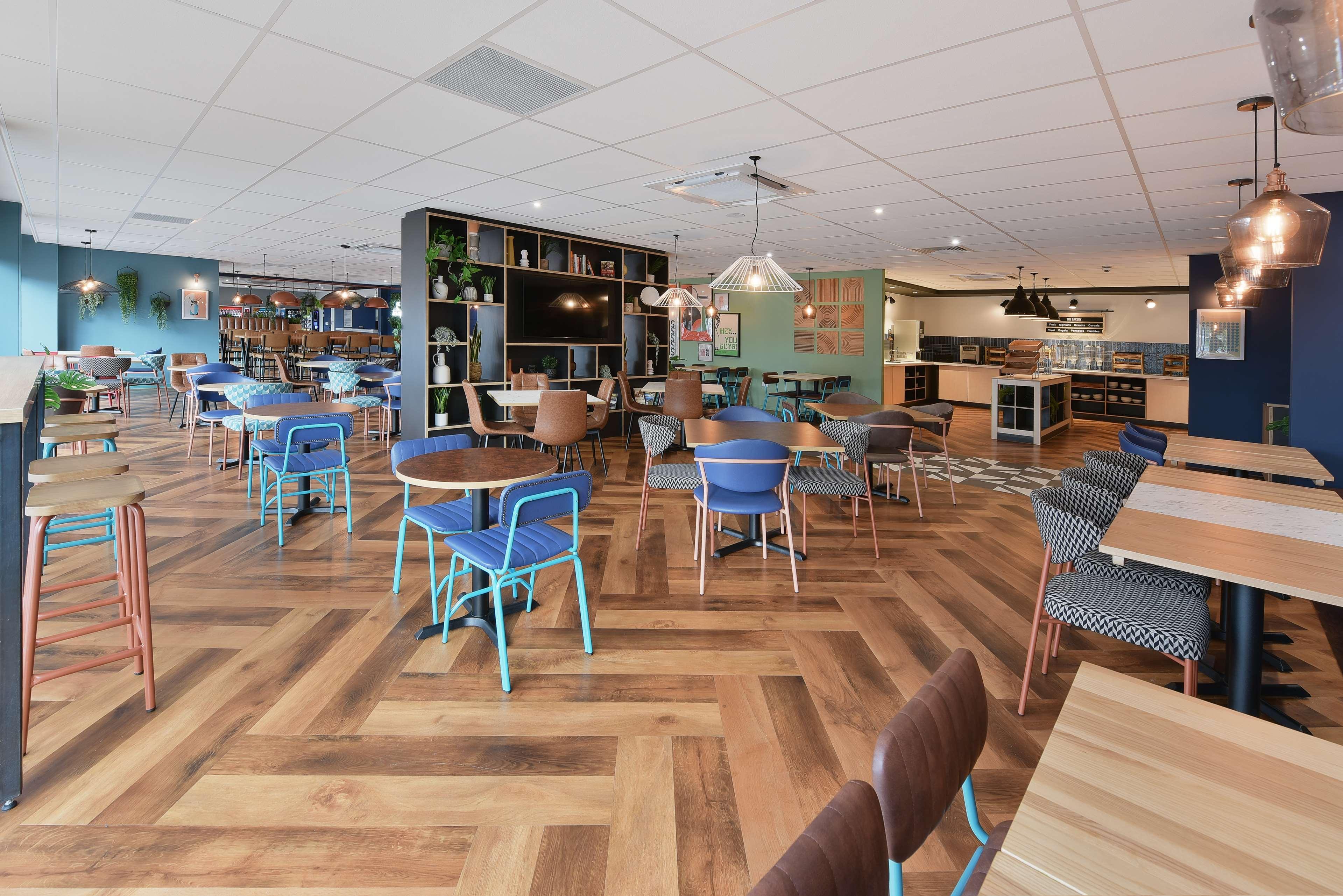 Travelodge Birmingham Airport 24/37