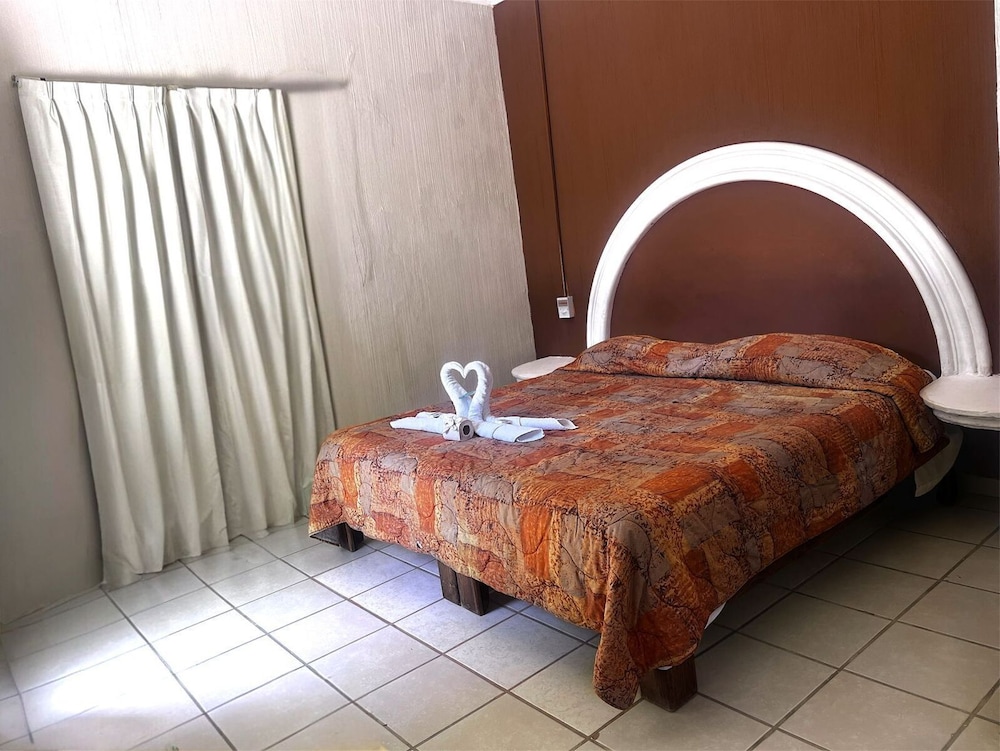 Hotel del Tajo 25/35