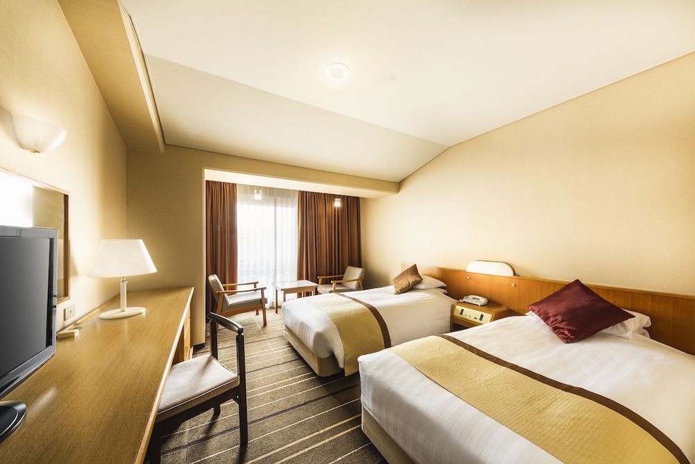 Senri Hankyu Hotel 26/64
