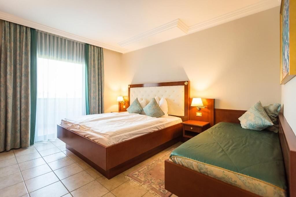family suite