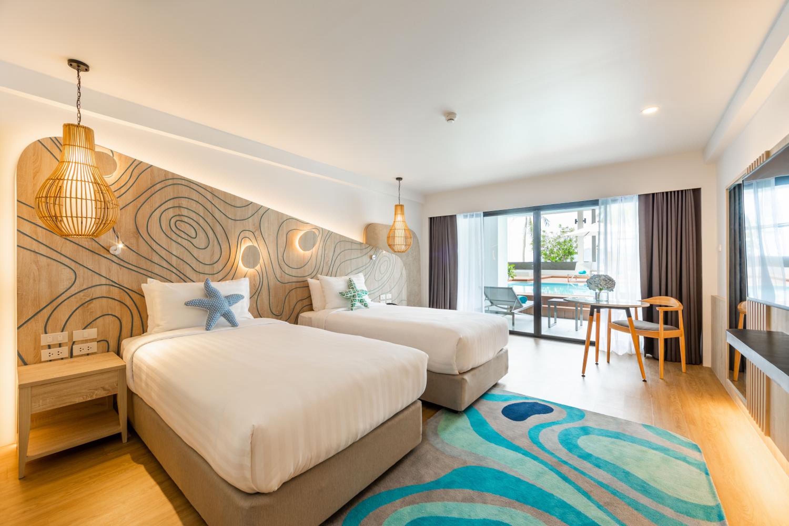 Deluxe, Double or Twin Bed, Terrace, Pool Access