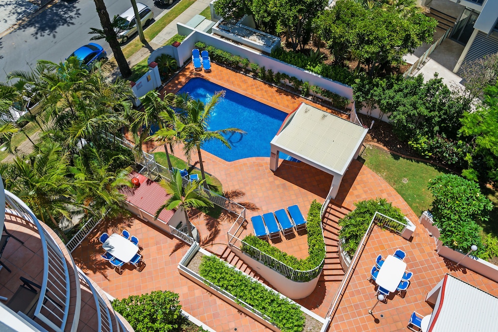The Ritz Resort 5/65