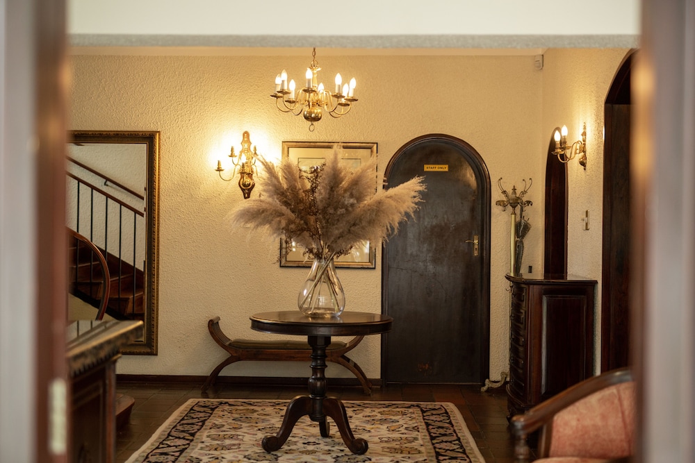 Sheppard Boutique Guesthouse 8/50