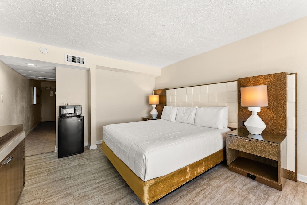 Seahaven Beach Hotel 23/69