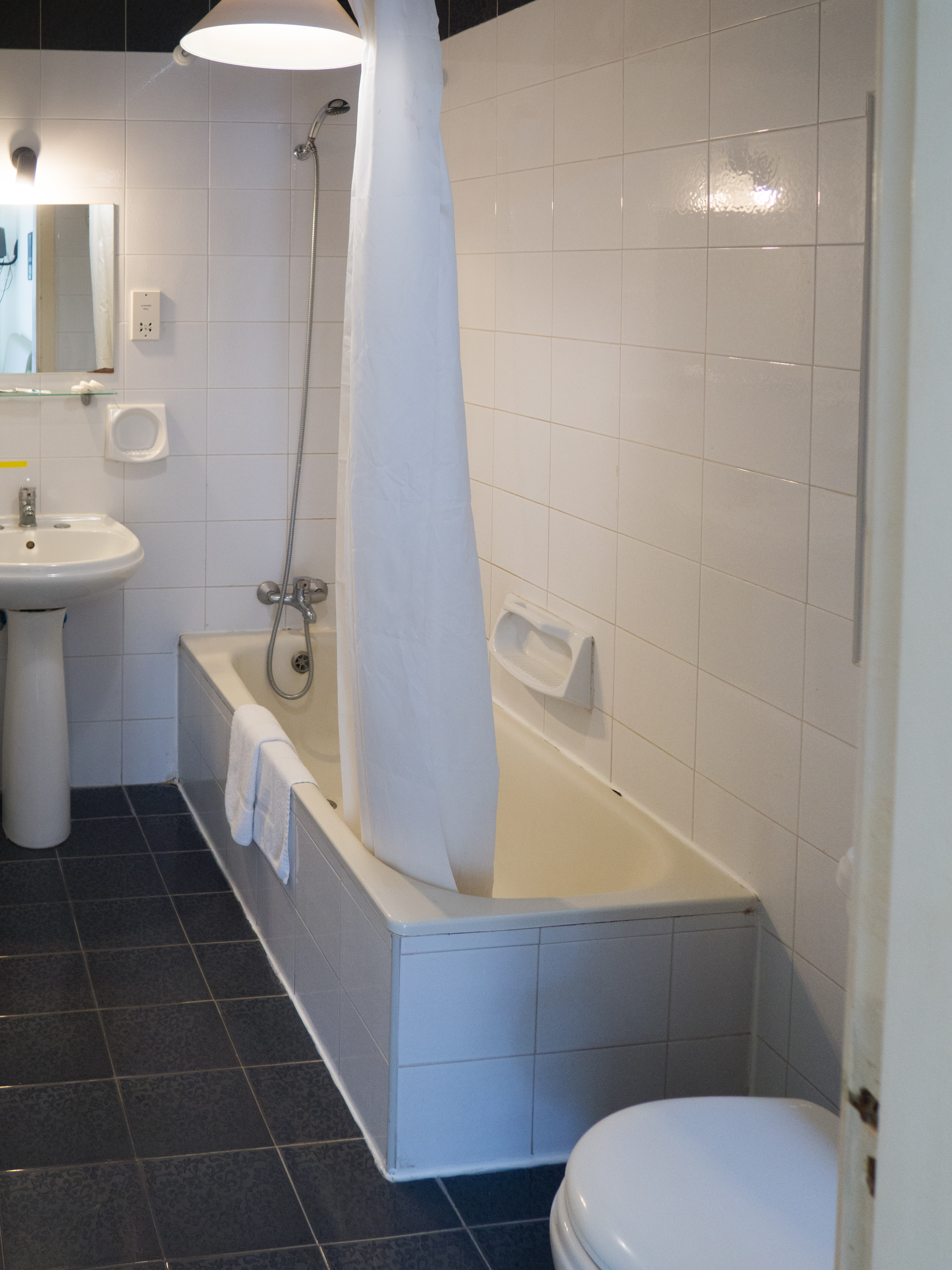 Huli Hotel and Apartments 25/25