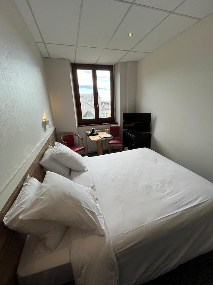Citotel Des Eaux 27/71