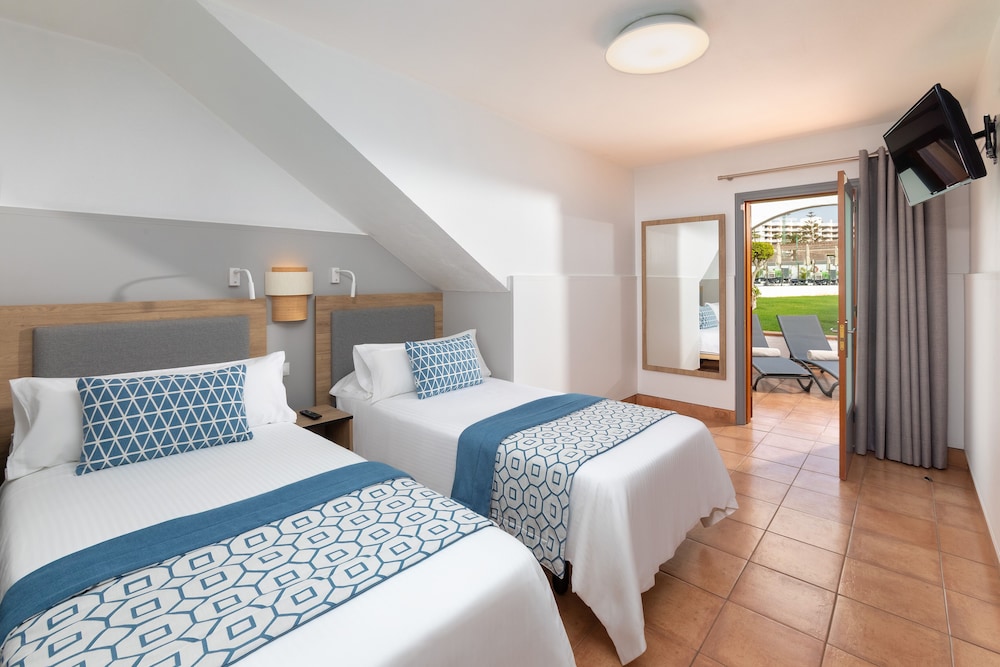 Sol Barbacan Apartments 14/72
