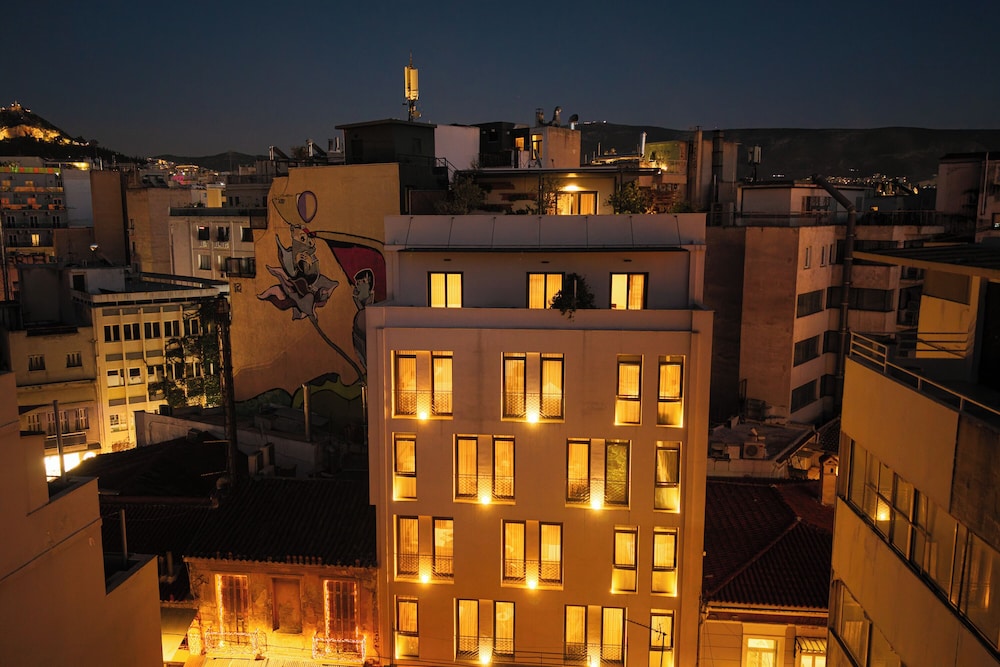 Urban Nest Suites and Apartments in ATHENS