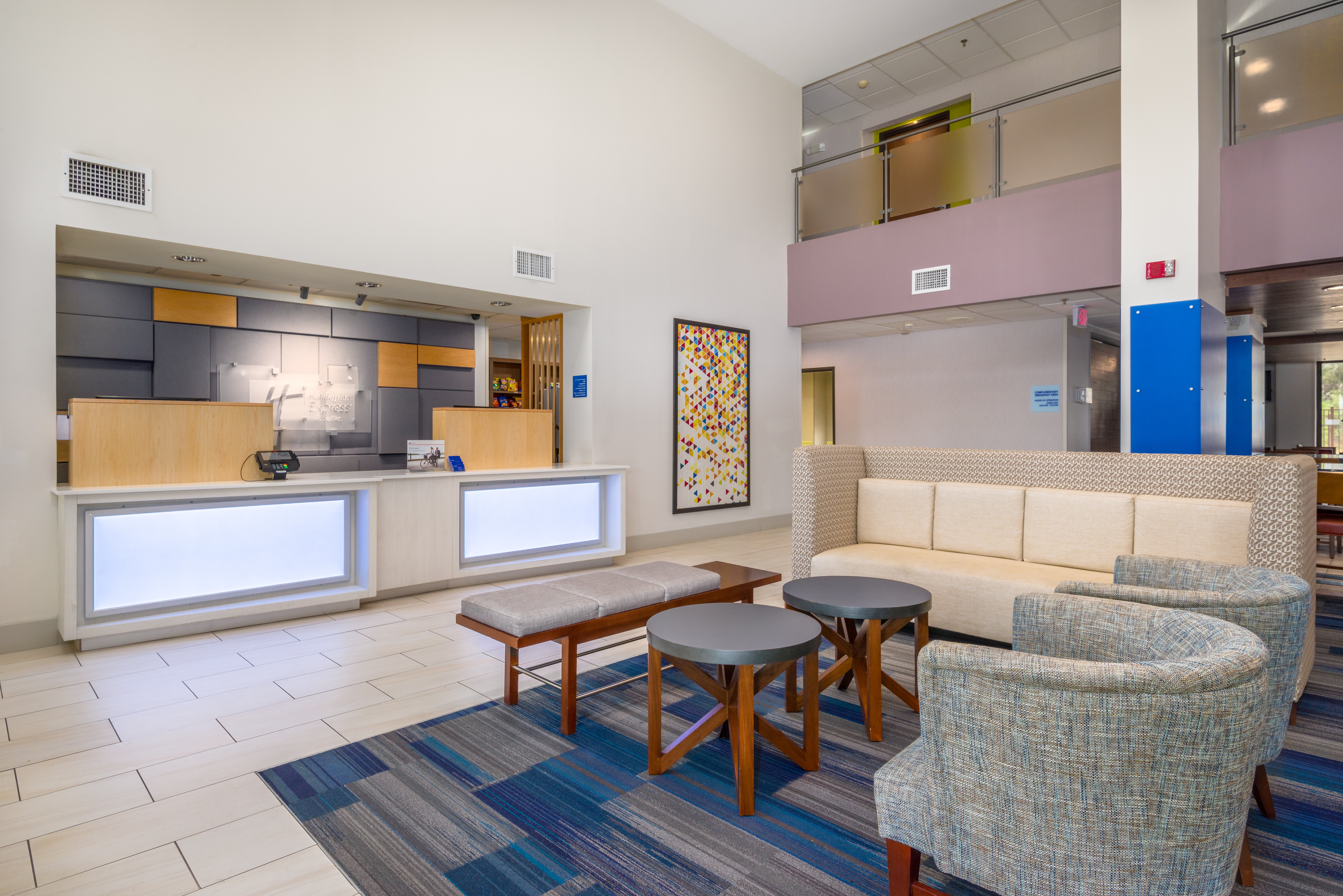 Holiday Inn Express Hotel And Suites Phoenix Airport 40/56