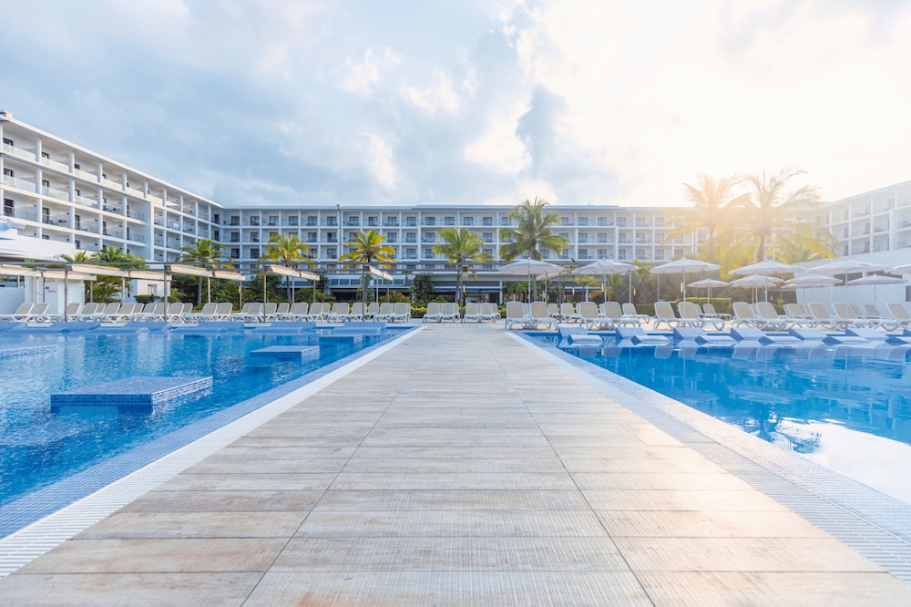 Hotel RIU Sri Lanka 57/62