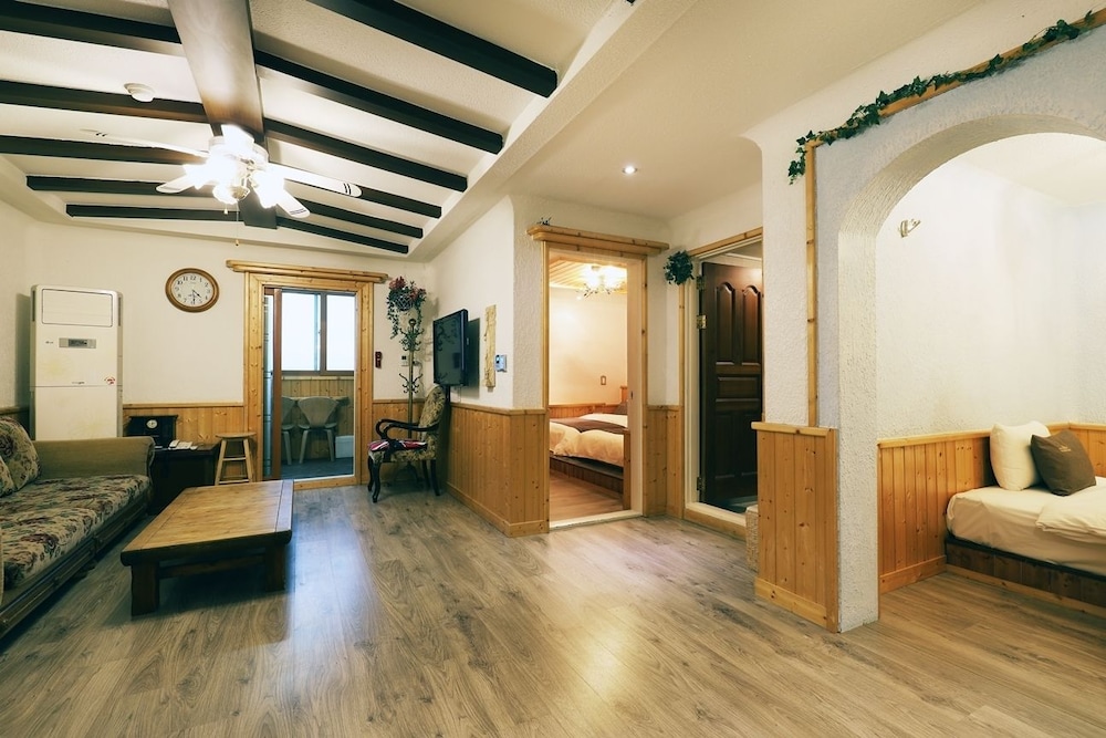 Incheon Airport Hotel Oceanside 53/75