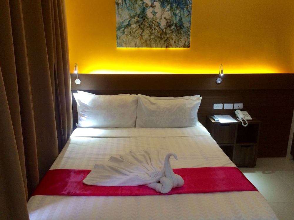 Cres Ebo Mansion Hotel And Bistro 15/20