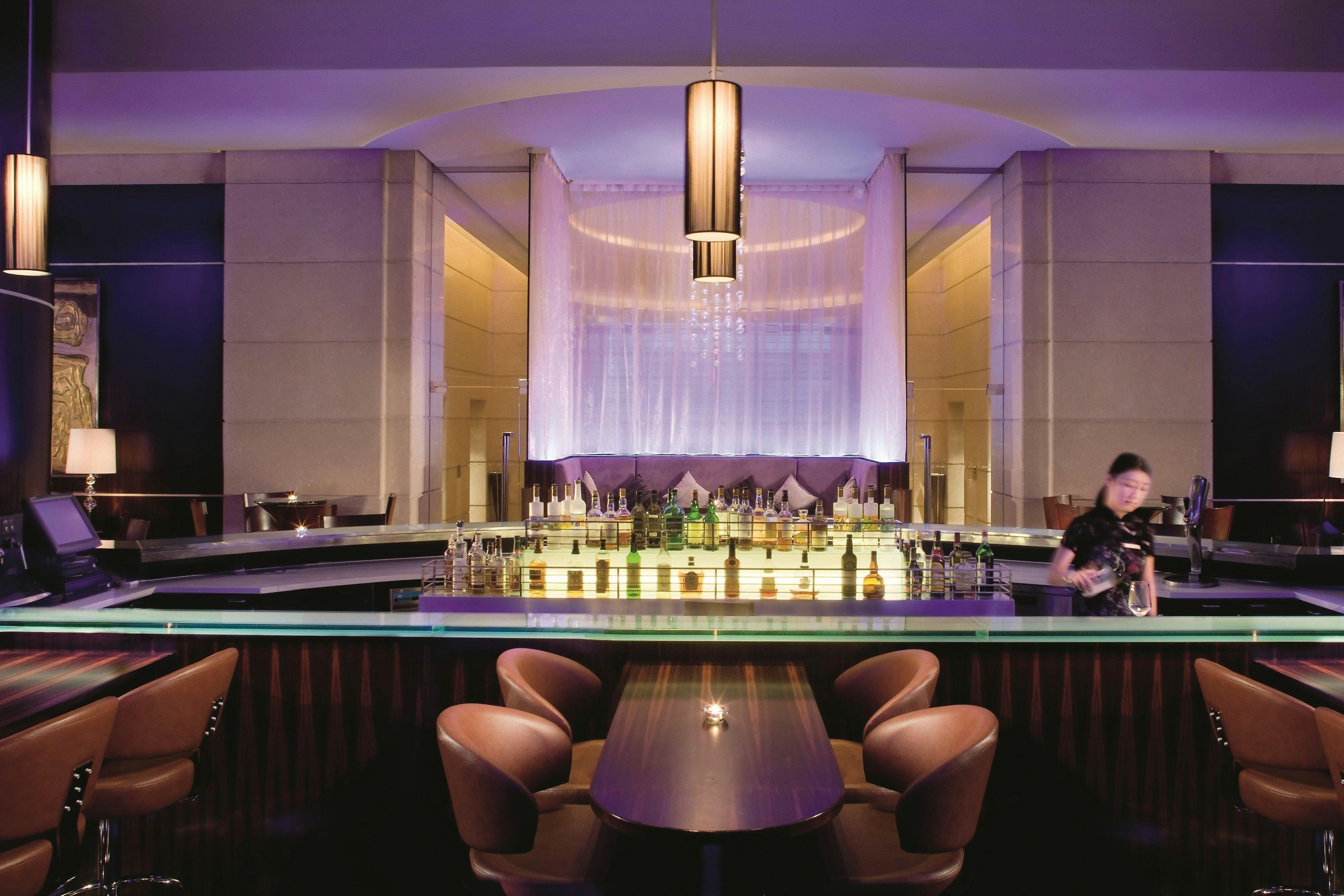Portman Ritz Carlton 17/43