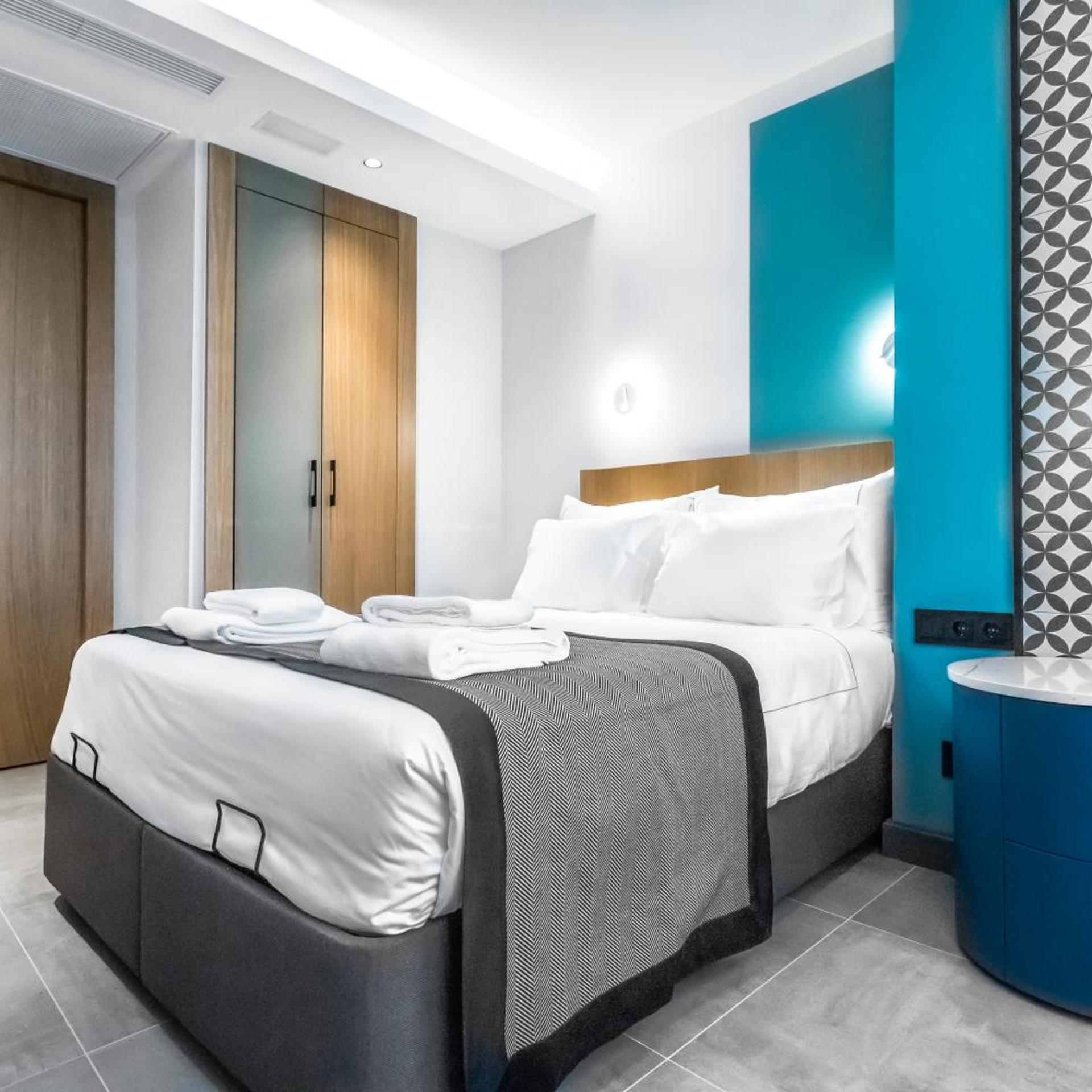 Economy, Double Bed